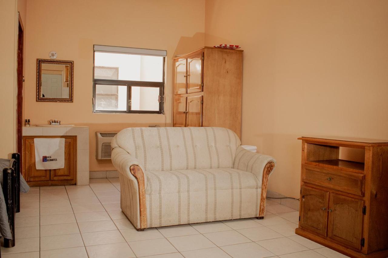 Suites Cervantes Chihuahua Zewnętrze zdjęcie
