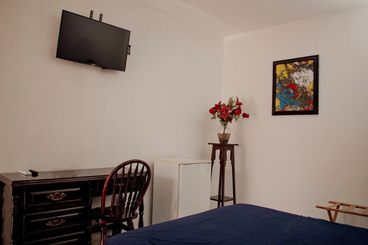 Suites Cervantes Chihuahua Zewnętrze zdjęcie